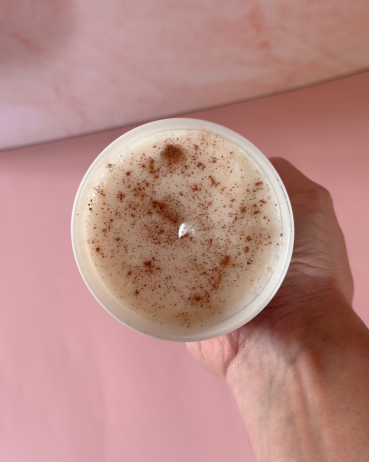 Vela "Não preciso de terapia, preciso de um cappuccino"
