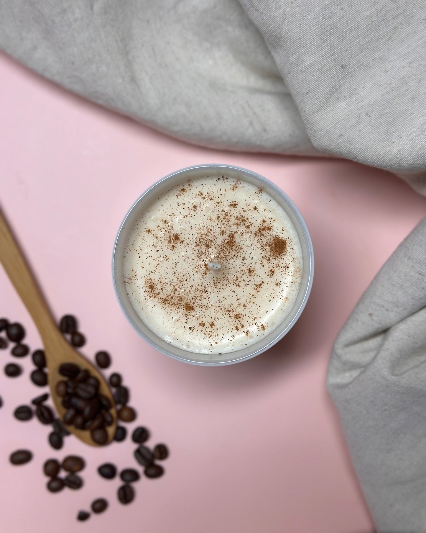 Vela "Não preciso de terapia, preciso de um cappuccino"
