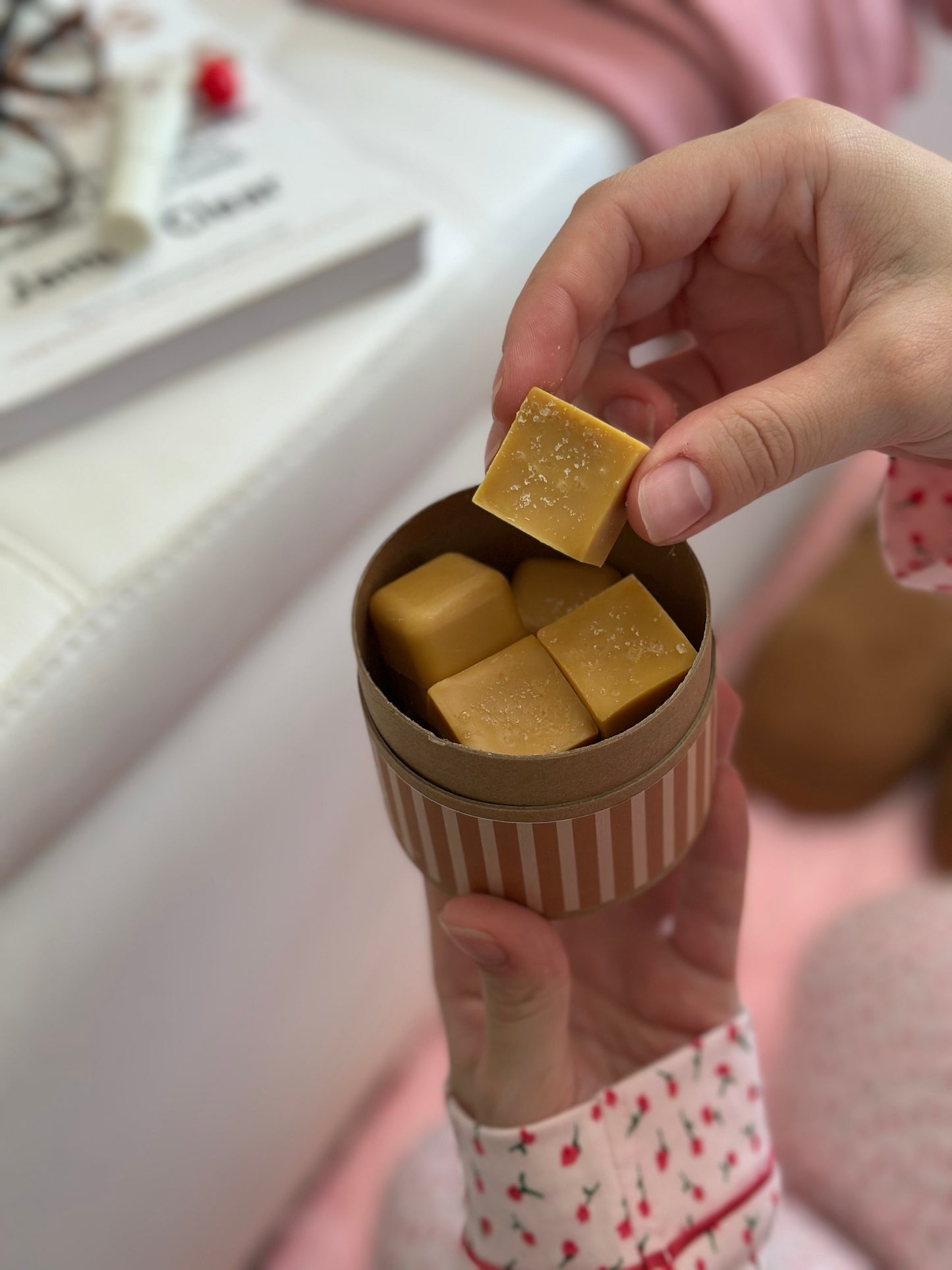 Derrete de cera "Primeiro o tratamento, depois a culpa"