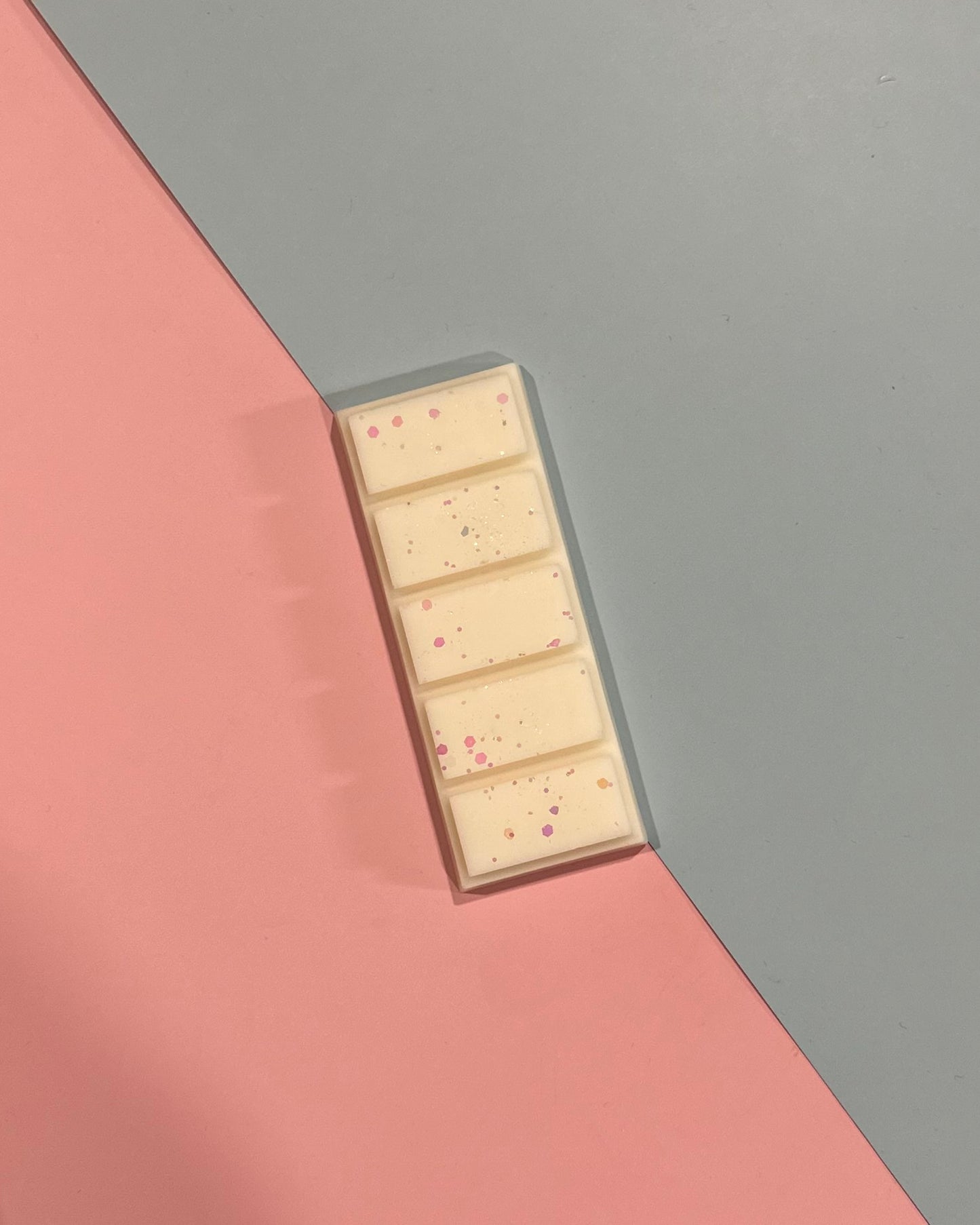 Snap Bar "Soft, free and slightly out of office"