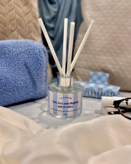 Reed Diffuser 100ml "Soft, free and slightly out of office"
