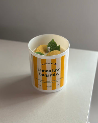 Candle "Lemon kiss, bugs miss"