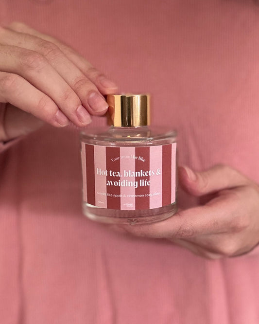 Difusor de Varetas 100ml "Chá quente, mantas e fugir da vida"