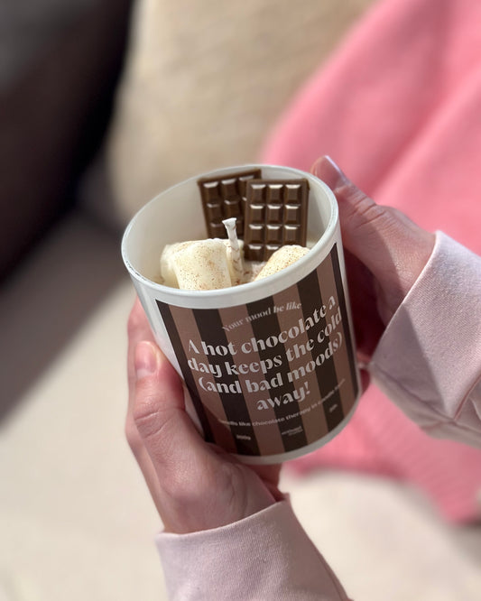 Candle "A hot chocolate a day keeps the cold (and bad moods) away!"