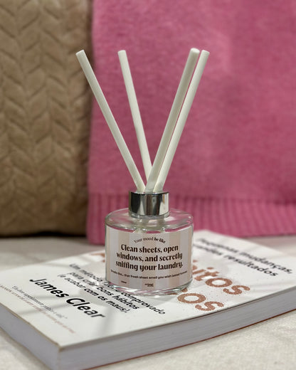 Difusor Mikado 100ml "Clean sheets, open windows and secretly sniffing your laundry"