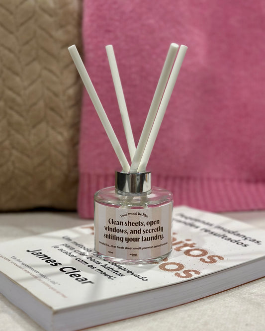 Reed Diffuser 100ml "Clean sheets, open windows and secretly sniffing your laundry"